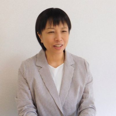 堂園 さと子
